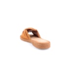 051-V2016-Camel4_1-4